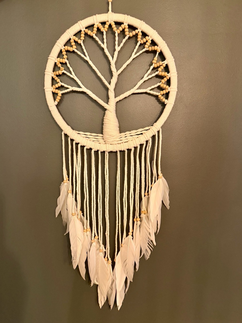 Handmade Macramé Tree of Life Wall Hanging with Feathers - Cream & Natural Wood